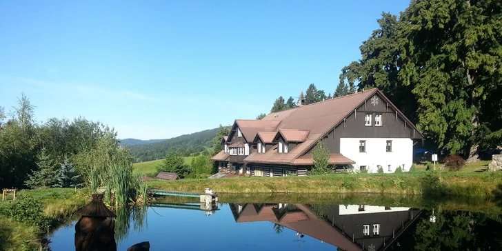 Akční pobyt v Krkonoších pro 2 a 4 osoby: Polopenze i pronájmem čtyřkolky