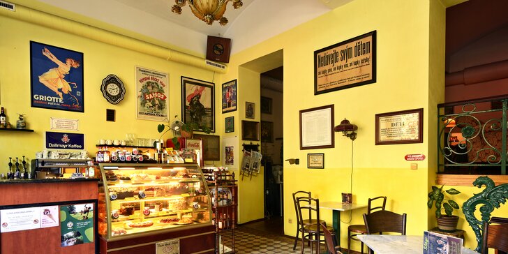 Sladké dostaveníčko s kávou a dortem v noblesní prvorepublikové kavárně Šlágr