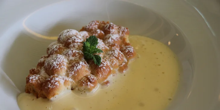 Ve dvou do restaurace Mezi Domky: Vytříbené 4chodové menu a sklenka vína