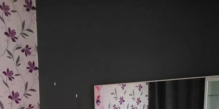 Zvýrazněte své oči prodlouženými řasami a upraveným obočím