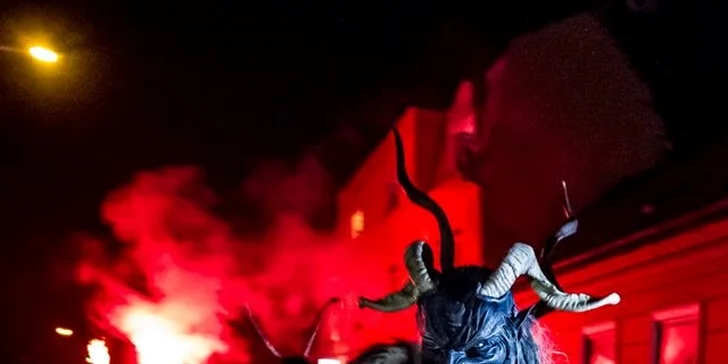 Koupání s čerty v Badenu včetně dopravy a průvodce