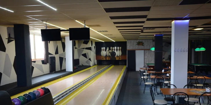 Pronájem bowlingové dráhy až pro 6 hráčů s možností pizzy