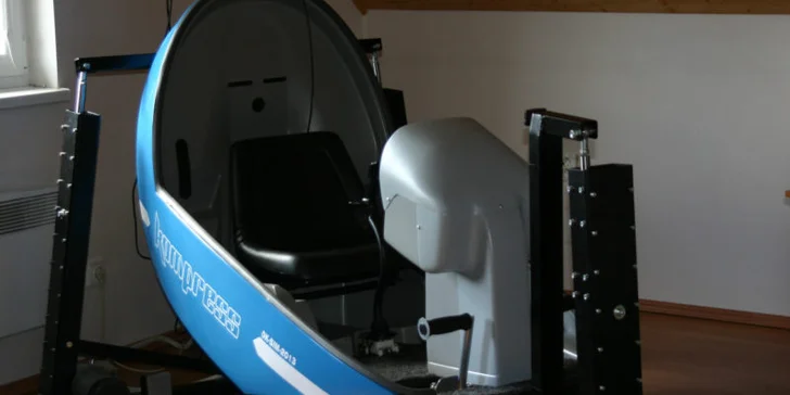 Staň se pilotem vrtulníku: Plně pohyblivý simulátor s 3D brýlemi