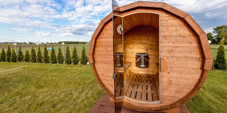 Využívat můžete dvě sauny a dvě vířivky. Prostě super relax!