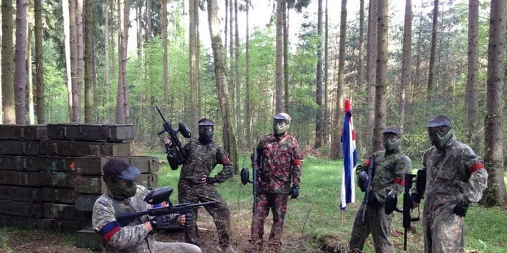 Paintballová hra včetně vybavení a 100 kuliček