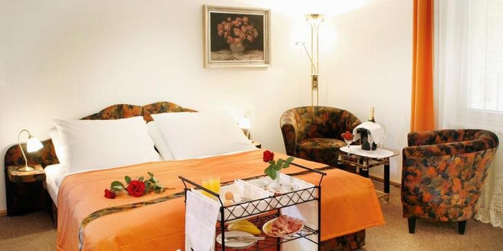 2-3 dny v oceněném penzionu v Praze se snídaní i možností wellness romantiky