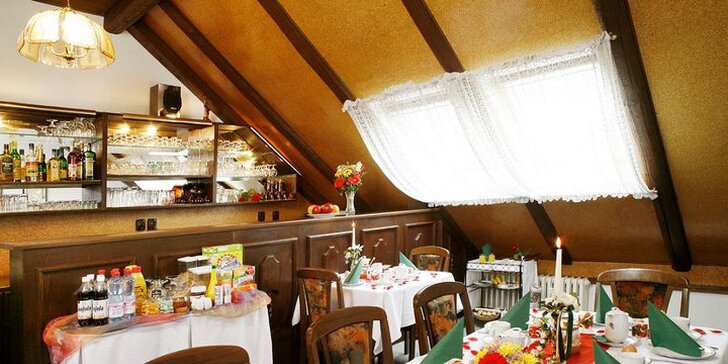2-3 dny v oceněném penzionu v Praze se snídaní i možností wellness romantiky