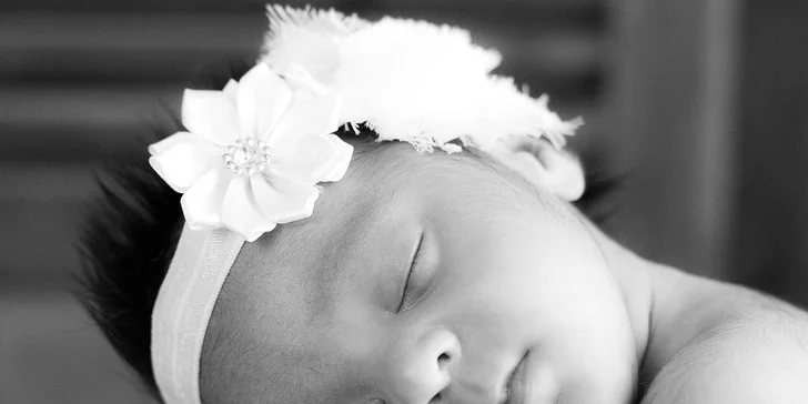Newborn: ateliérové focení miminek