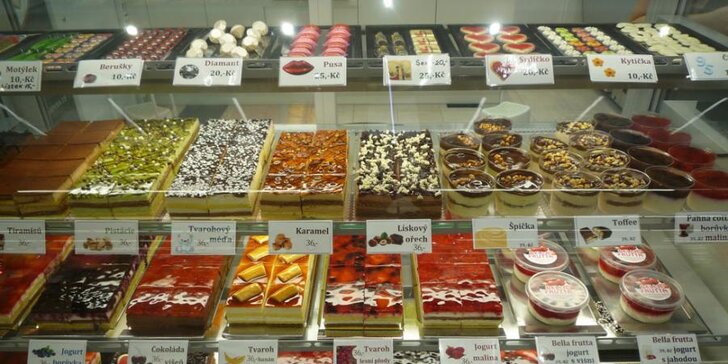 Dort z italské cukrárny podle výběru: čokoládový dort či tvarohový méďa