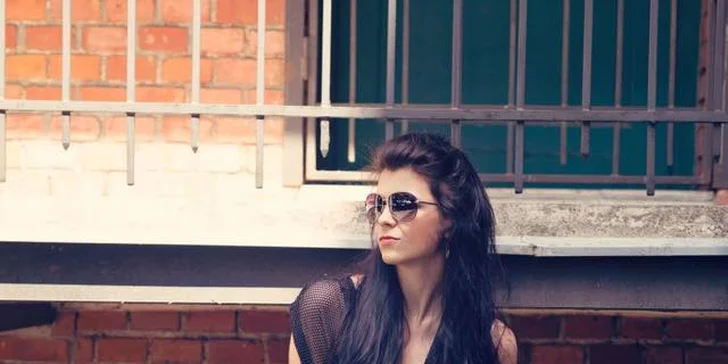 Fotky na celý život: profesionální focení s make-upem a stylingem od vizážistky