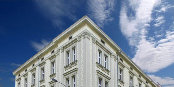 Cestujte v čase ve 4* hotelu v Praze s plavbou na Vltavě