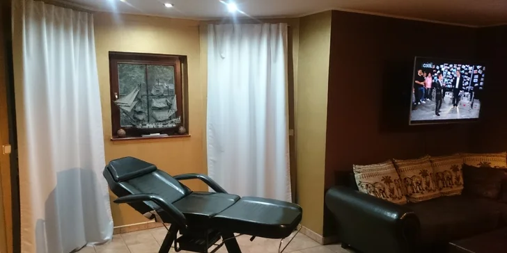 Neslíbatelná krása: permanentní make-up kontury a případně i výplně rtů