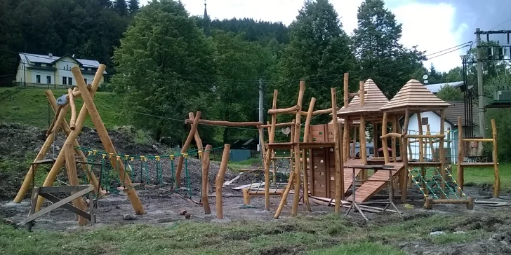 Svatomartinský pobyt v Beskydech: polopenze, sváteční menu, vířivka i masáž
