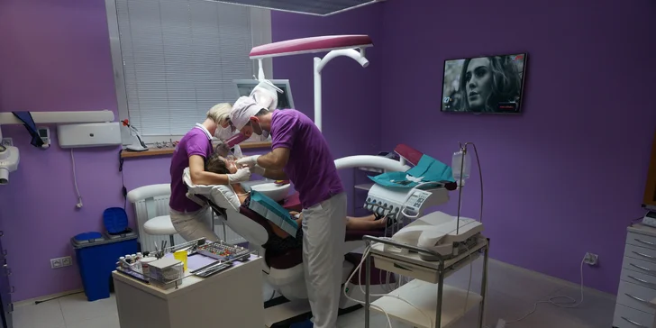Profi zubní péče: Vysoce kvalitní implantát a případně i nasazení korunky