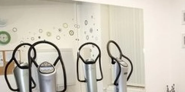 Vibrační technologie Power Plate pod vedením osobního trenéra