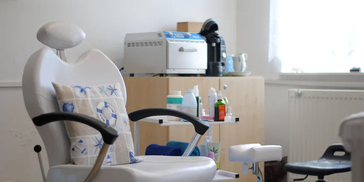 Relaxační pánská pedikúra pro unavené nohy