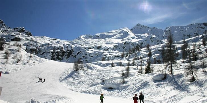 Povedená italská lyžovačka se skipasem, polopenzí a dopravou na 3 nebo 4 noci