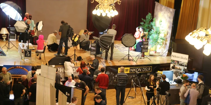 Vstupenka na veletrh a festival současné fotografie FOTOEXPO + kniha fotografií