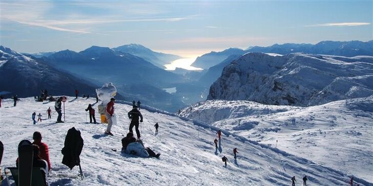 Parádní lyžovačka v italské Paganelle: Ubytování s polopenzí, doprava i skipas