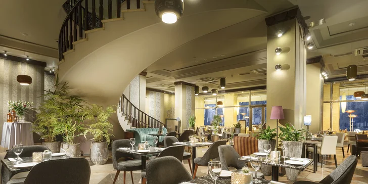 V ceně máte snídaně formou bufetu, které se podávají v hotelové restauraci.