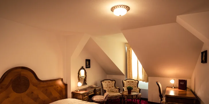 Romantika v Hluboké nad Vltavou: 4* zámecký hotel, wellness i večeře
