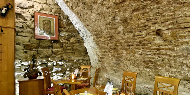 Itálie na Staroměstském náměstí: libovolná pizza nebo těstoviny pro 1 nebo 2 osoby