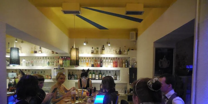 Na drink s přáteli: Maxi kyblík Cuba Libre v Mamitas!