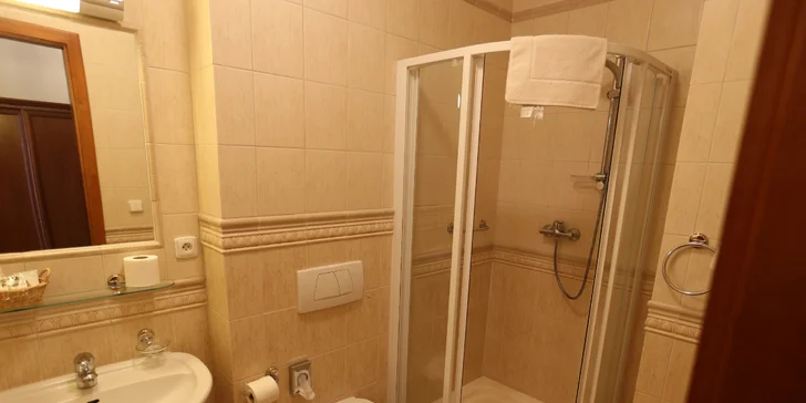 Pohádková dovolená v Karlových Varech v hotelu na kolonádě s návštěvou lázní
