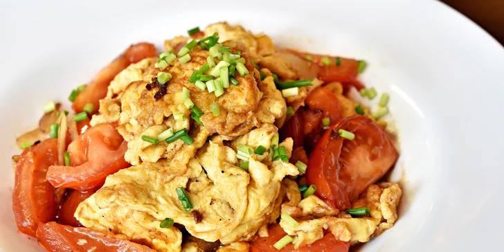 Bohaté tříchodové menu v čínské restauraci Mr. Bao pro 2 labužníky