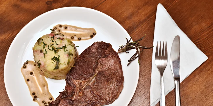 Masové hody v restauraci U Parléře: 300g rumpsteak s přílohou pro 1 či 2 jedlíky