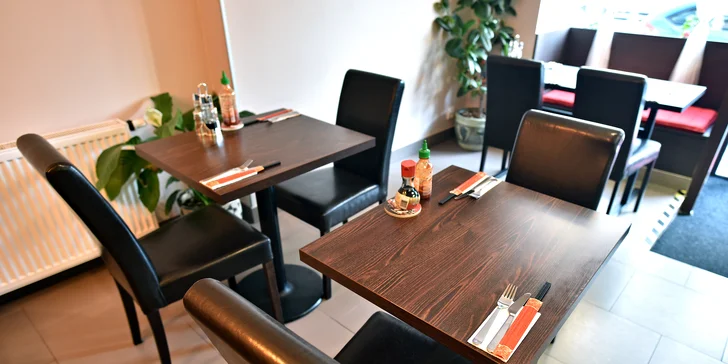 Bohaté tříchodové menu v čínské restauraci Mr. Bao pro 2 labužníky