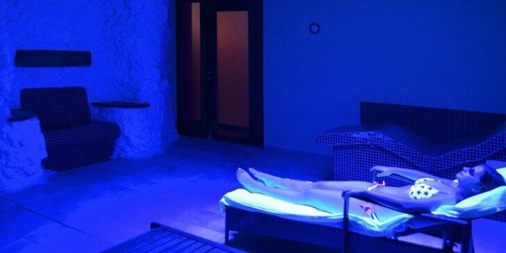 Sauna a bylinná masáž pro pány i dámy: relaxační balíčky plné péče