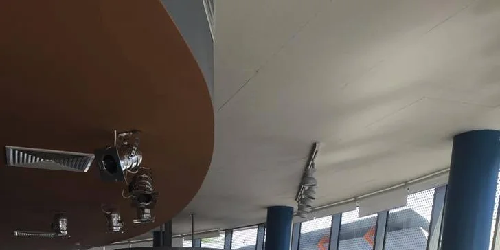 Dvě kávy nebo dva dorty a káva v Campus Cafe
