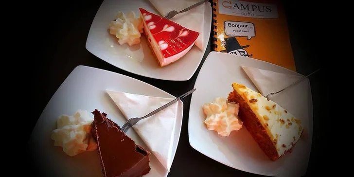 Dvě kávy nebo dva dorty a káva v Campus Cafe