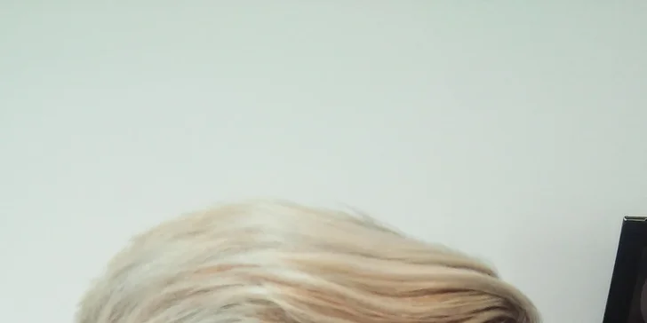 Podzimní kadeřnický balíček pro dámy - mytí, precizní střih a styling