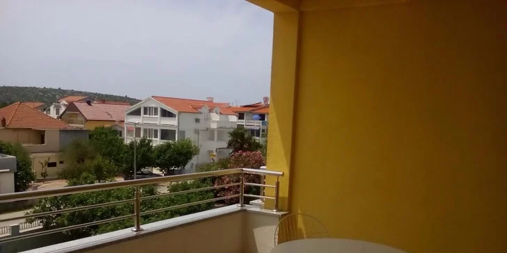Odpoledne si můžete posedět na lodžii.