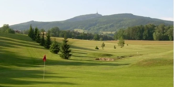 50minutová lekce golfu s trenérem včetně vybavení – na hřiště GC Ještěd - pro začátečníky i pro pokročilé