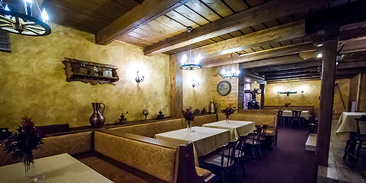 Hostina pro 2 různě mlsné jazýčky: Pečená vepřová žebra a grilovaný hermelín