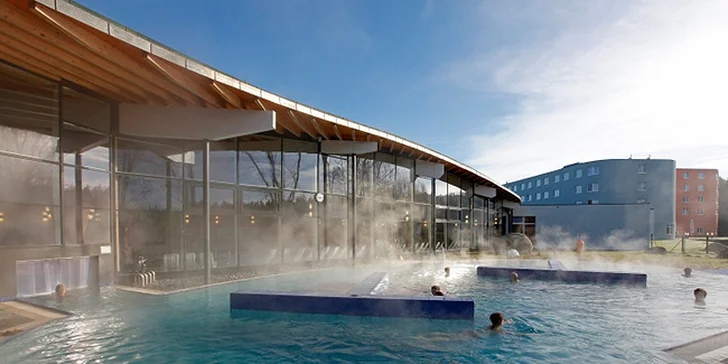 Báječný relax v Třeboni s polopenzí - masáže i sleva do lázní Aurora