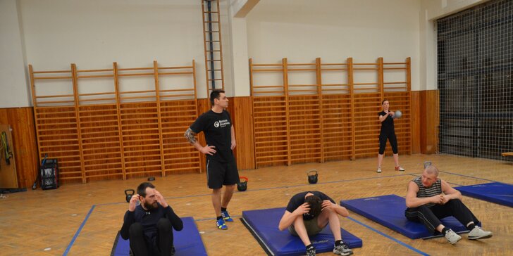 Dostaňte se do formy na funkčním tréninku CrossFit: 1 vstup nebo permice