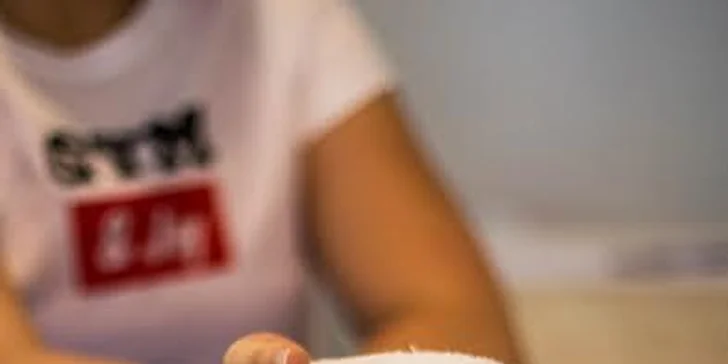 Hodinový vstup pro 2 osoby na squash v centru Brna