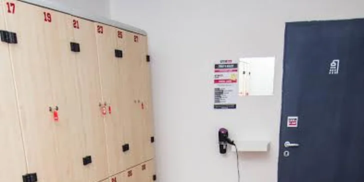 Hodinový vstup pro 2 osoby na squash v centru Brna