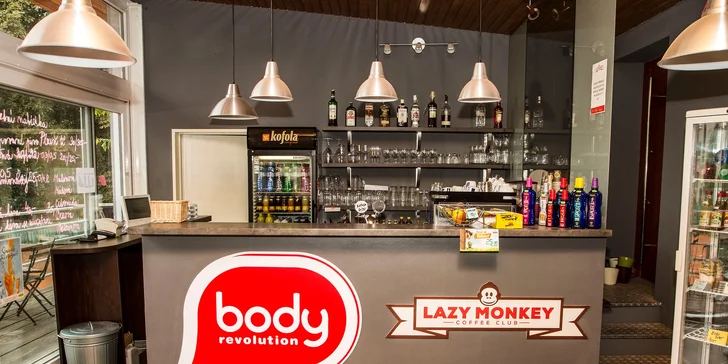 3 hodiny ve škole smoothies a oříškových mlék