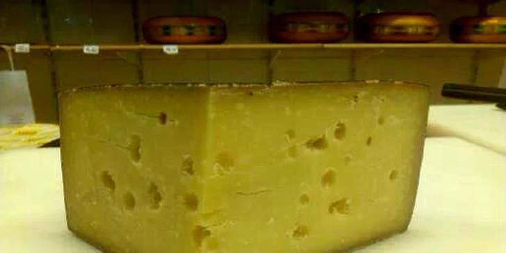Holandské a švýcarské vynikající sýry z Cheesy