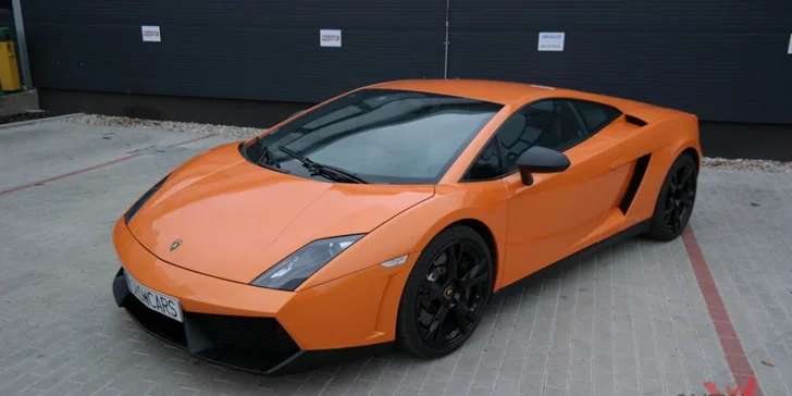20minutová jízda v supersportu: Osedlejte Ferrari či Lamborghini a mnoho jiných