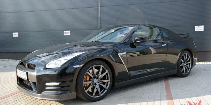 20minutová jízda v supersportu: Osedlejte Ferrari či Lamborghini a mnoho jiných