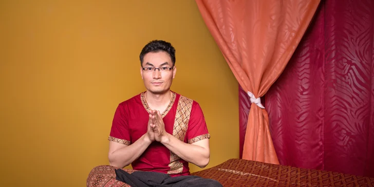 Olejová masáž od maséra z Thajska v salonu Ban Thai