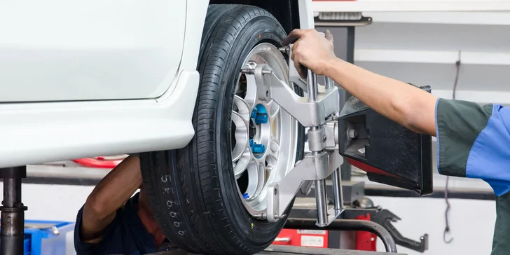 Servis pro dokonalou jízdu: Seřízení geometrie přední i zadní nápravy vozu