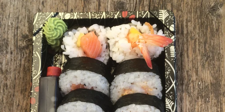 Velká sushi rolka nebo 300 g exotického salátu s sebou