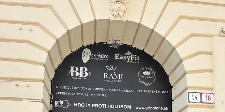Odchádzajte oddýchnutá, so žiarivou tvárou a úsmevom na perách.